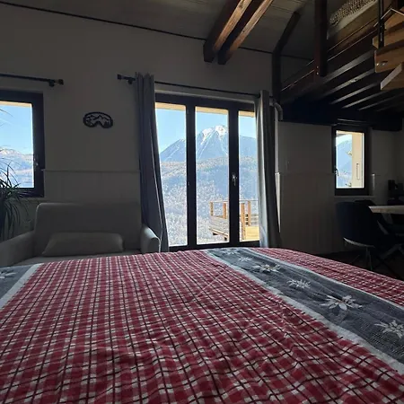 Avec Vue Panoramique Sur Les Montagnes Domek alpejski