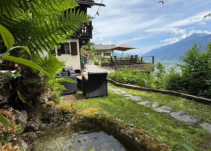 Avec Vue Panoramique Sur Les Montagnes Chalet *