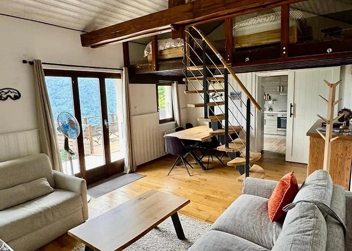 Avec Vue Panoramique Sur Les Montagnes * Martigny